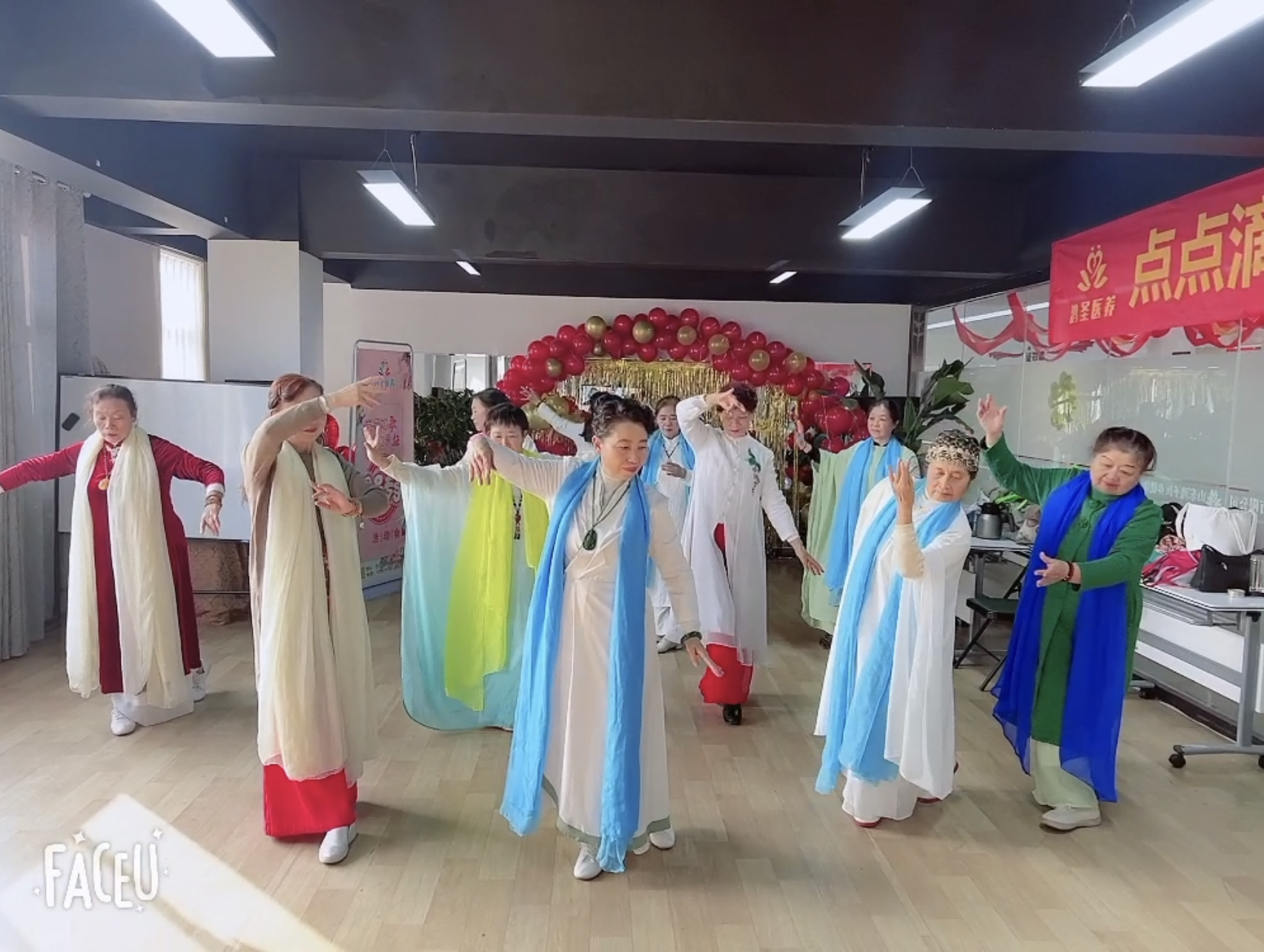 《鸿圣康养活动室：禅舞，舞动岁月的诗篇》周三 周五